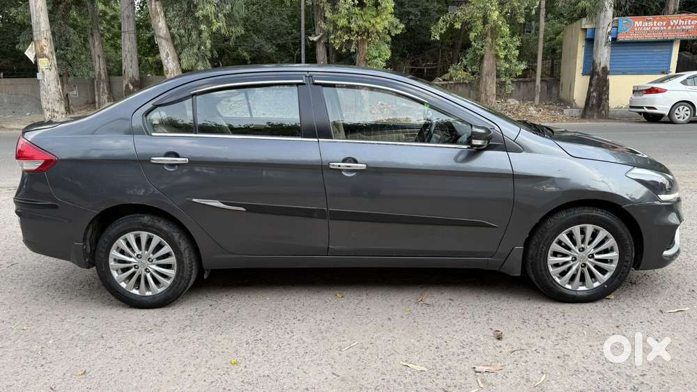 Maruti Suzuki Ciaz Smart Hybrid Alpha , 2022, Petrol