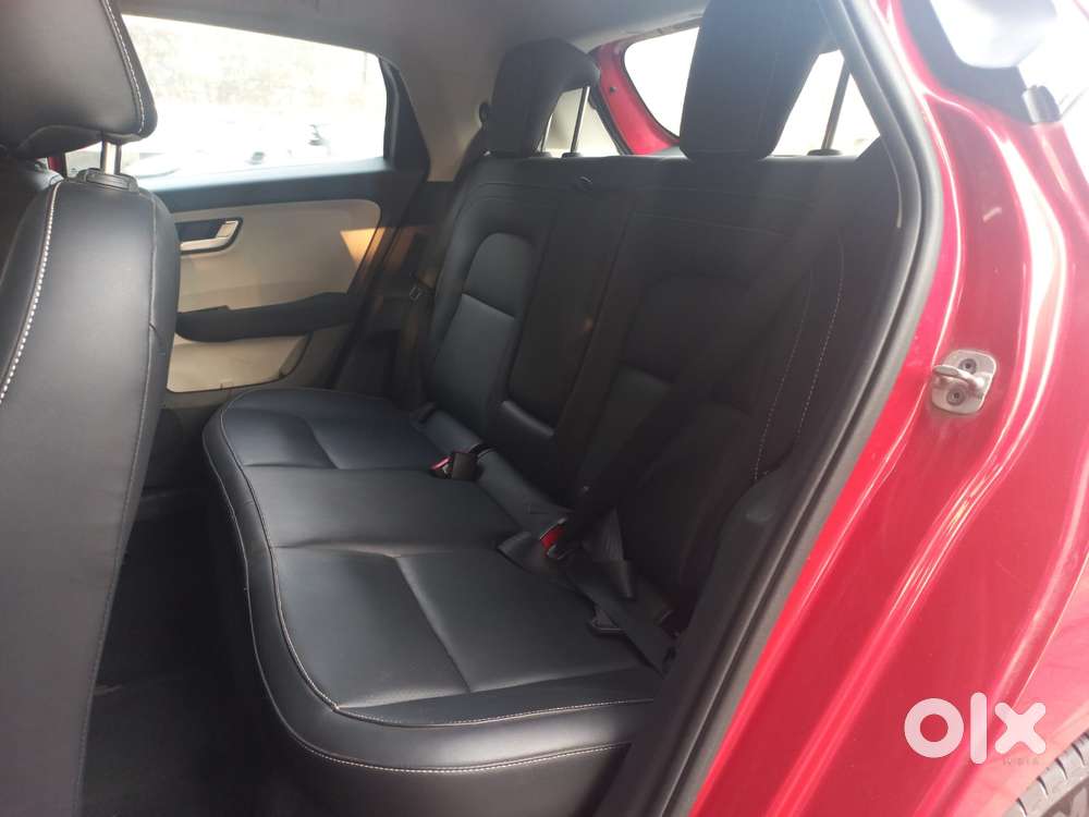 Tata Altroz Xz Plus (s), 2023, Petrol
