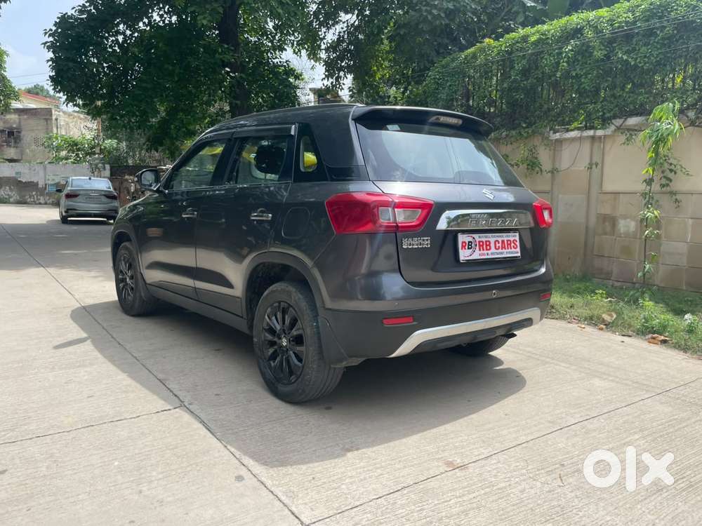 Maruti Suzuki Brezza 1.5 Zxi Smart Hybrid, 2021, Petrol