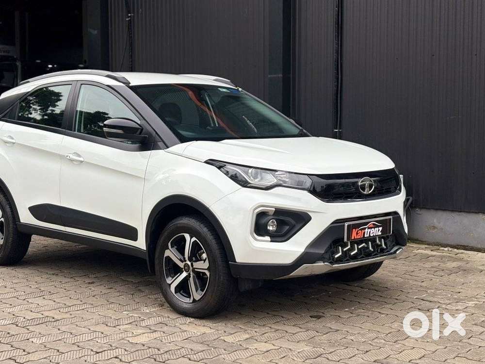 Tata Nexon 1.2 Revotron Xza Plus, 2022, Petrol