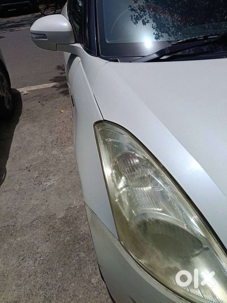Maruti Suzuki Swift Zxi, 2012, Petrol