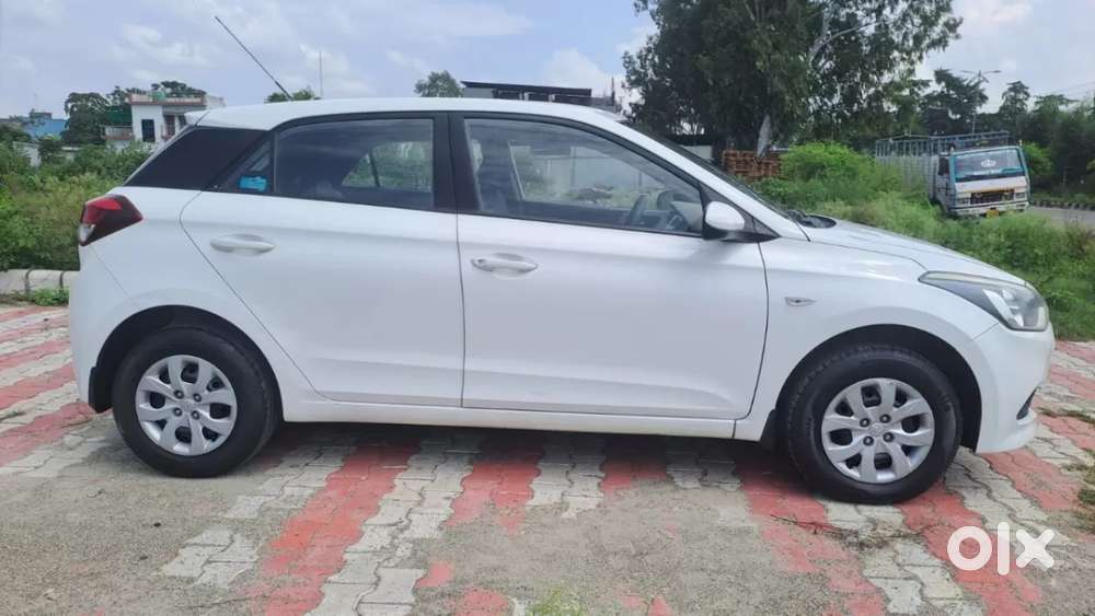Hyundai Elite I20 [ ] 1.2 Magna, 2015, Petrol