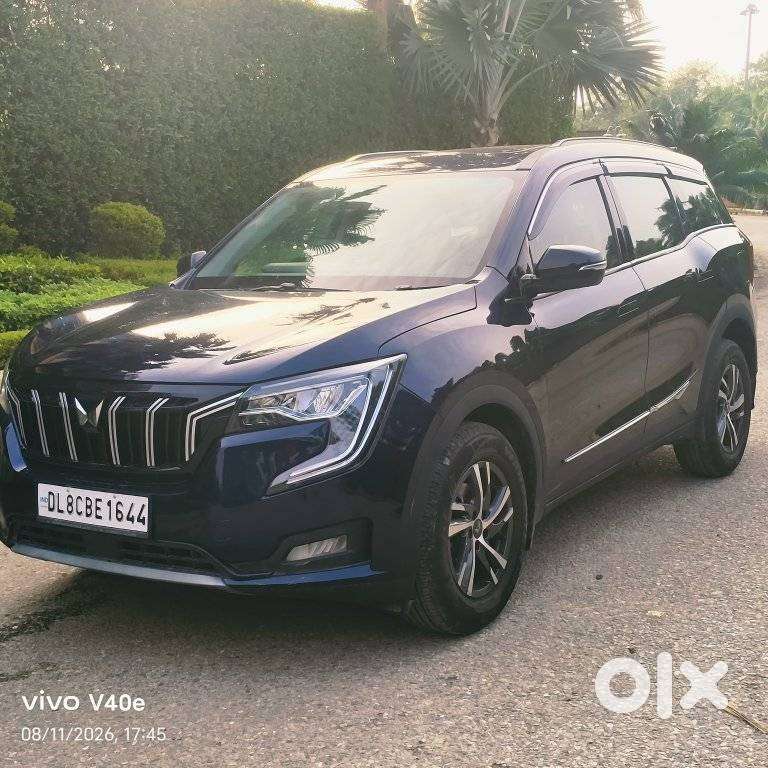 Mahindra Xuv700 2.0 Ax 5 Petrol Mt Str, 2022, Petrol