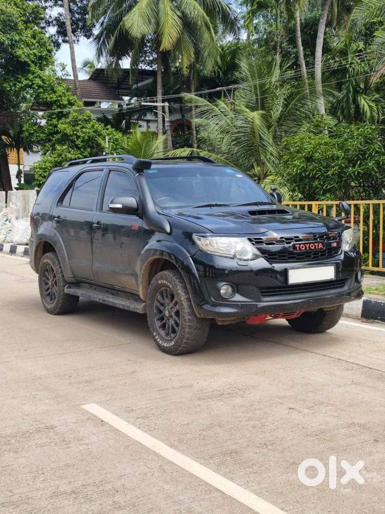 Toyota Fortuner 3.0 4x2 Mt, 2012, Diesel