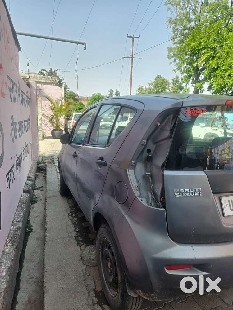 Maruti Ritz Manual Petrol 2011