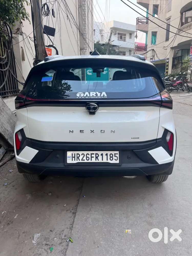 Tata Nexon Smart Plus S 2025
