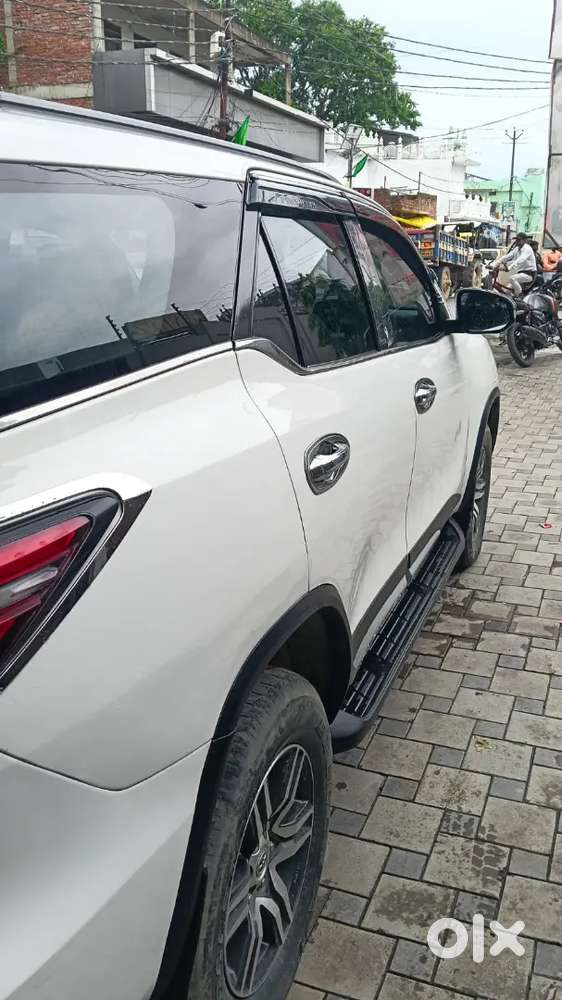 Toyota Fortuner Diesel Manual 20.12. 2016 Model