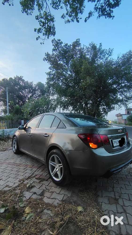Cruze Ltz  2012with Sunroof And 17 Alloy Wheels Vip Number
