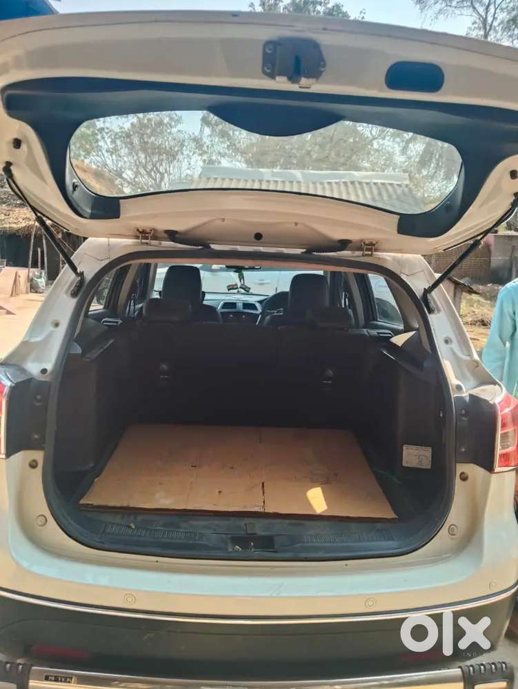Maruti Suzuki S-cross 2021 Petrol 80000 Km Driven