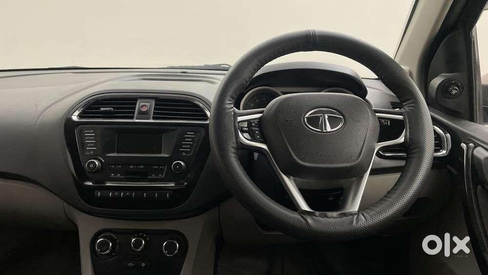 Tata Tiago Xza, 2017, Petrol