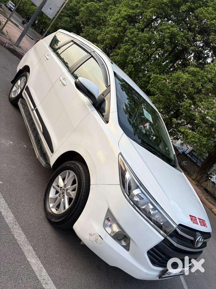 Toyota Innova Crysta 2.4 G Mt, 2019, Diesel