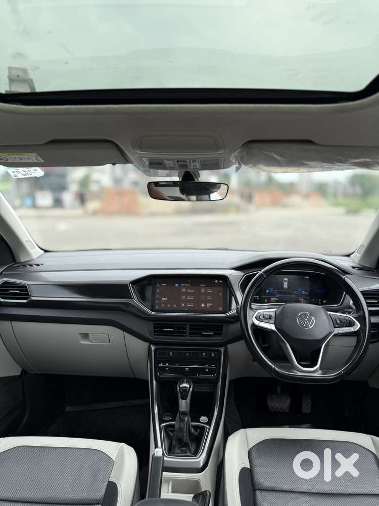 Volkswagen Taigun Topline 1.0 Tsi At (electric Seats), 2022, Petrol