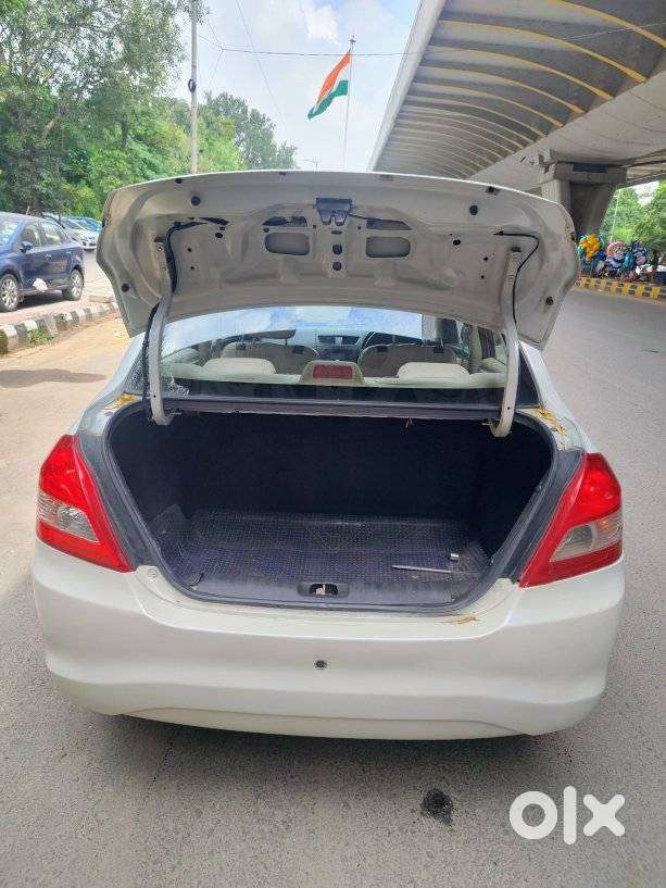 Maruti Suzuki Dzire 1.2 Lxi, 2015, Petrol