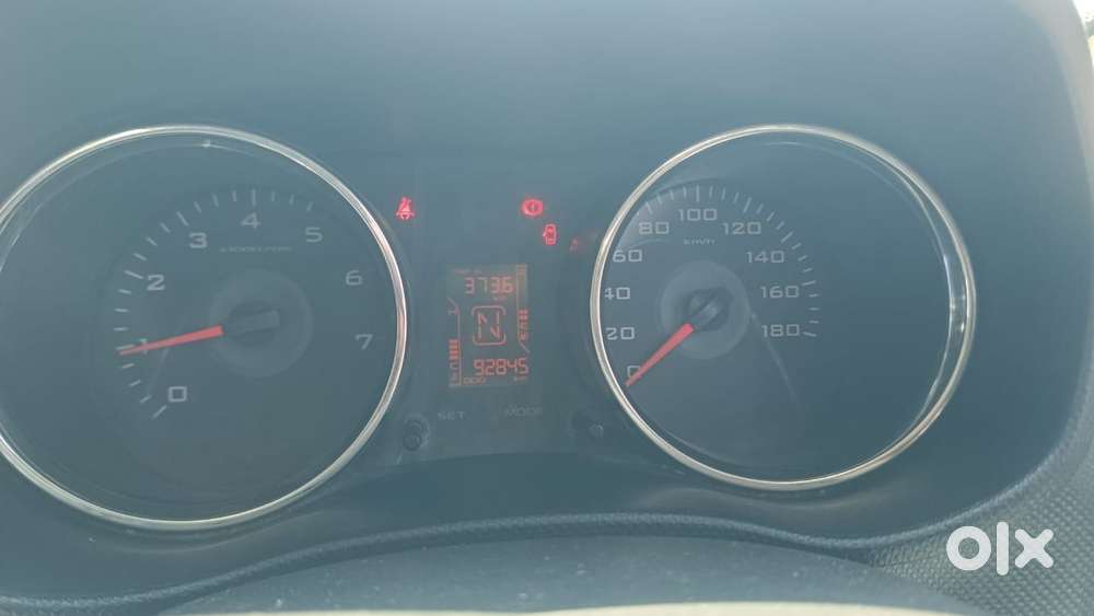 Mahindra Tuv 300 T8, 2017, Diesel