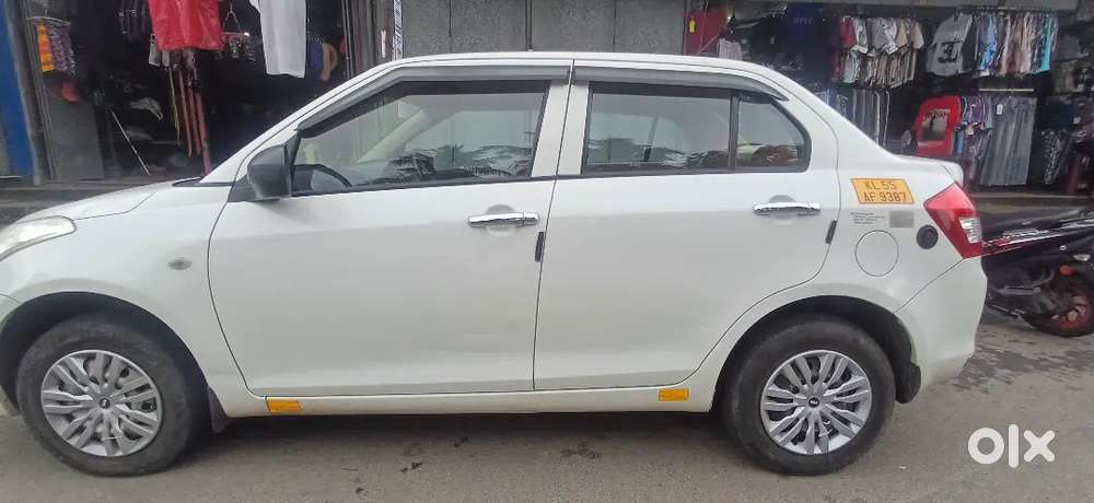 Maruti Suzuki Dzire 2022 Cng & Hybrids 150000 Km Driven