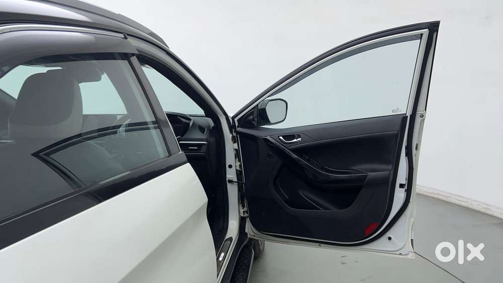 Tata Nexon Creative 1.2 Revotron Petrol 6 Amt, 2024, Petrol