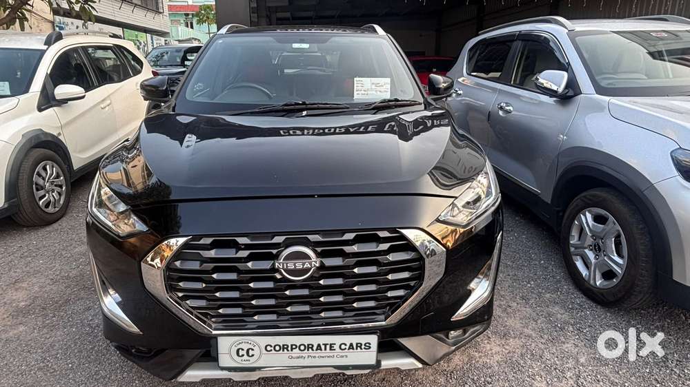 Nissan Magnite 1.0 Xv Premium, 2022, Petrol