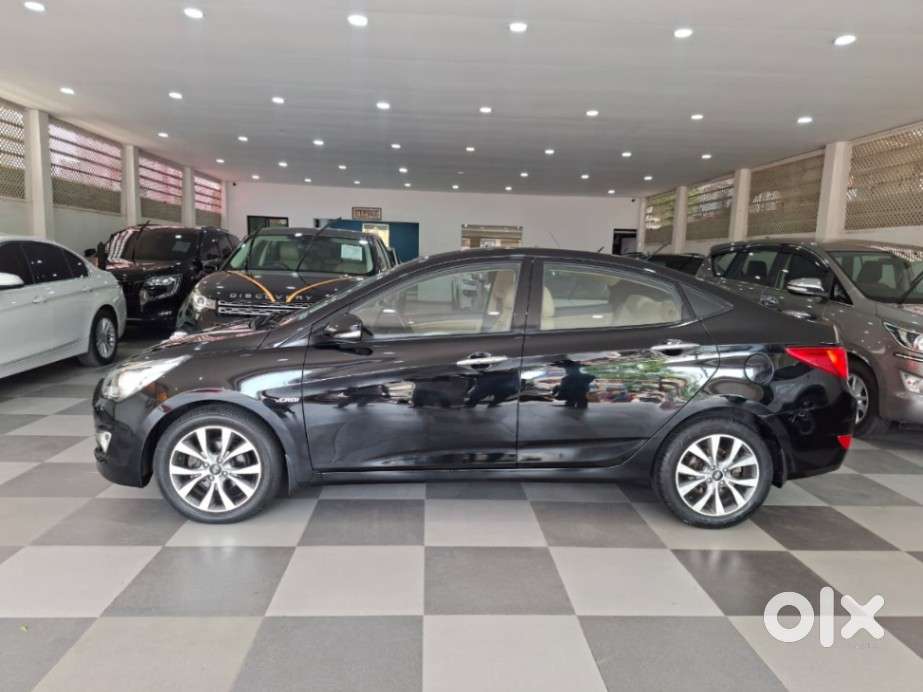 Hyundai Verna 1.6 Crdi Sx, 2015, Diesel