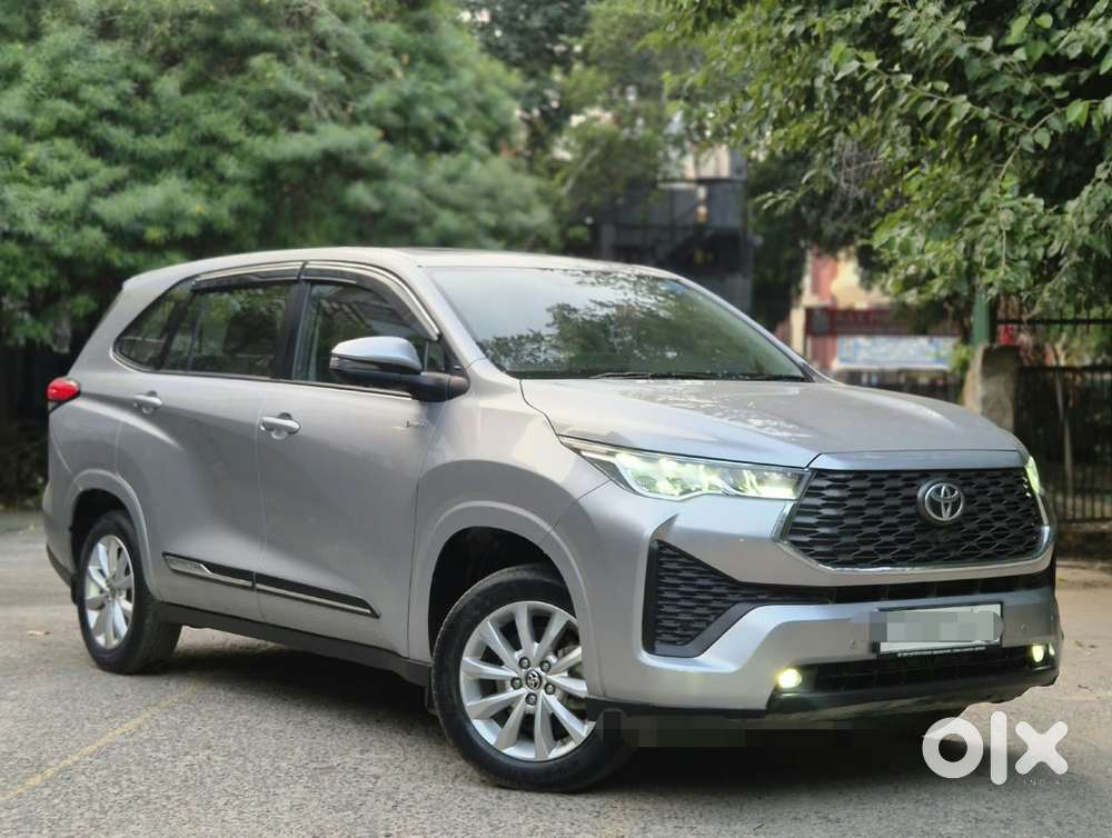 Toyota Innova Hycross 2.0 Vx (o) Hybrid 7 Str, 2026, Petrol
