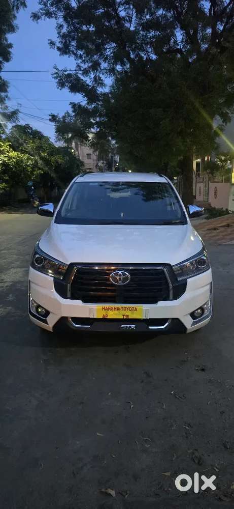 Toyota Innova Crysta 2.4 2023
