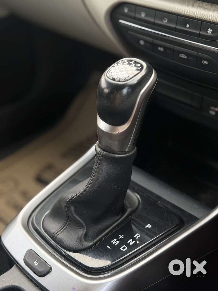 Tata Altroz Xz Plus (o) (s), 2023, Petrol