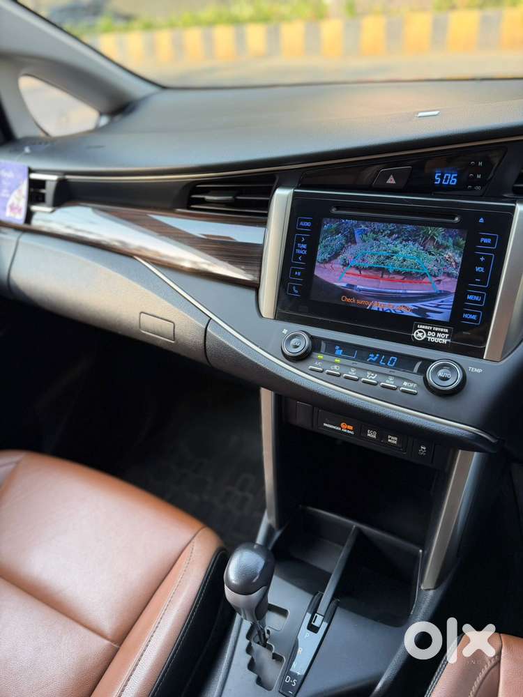 Toyota Innova Crysta 2.8z Automatic, 2018, Diesel