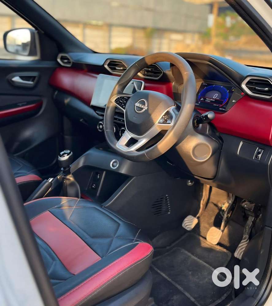 Nissan Magnite 1.0 Xv, 2023, Petrol