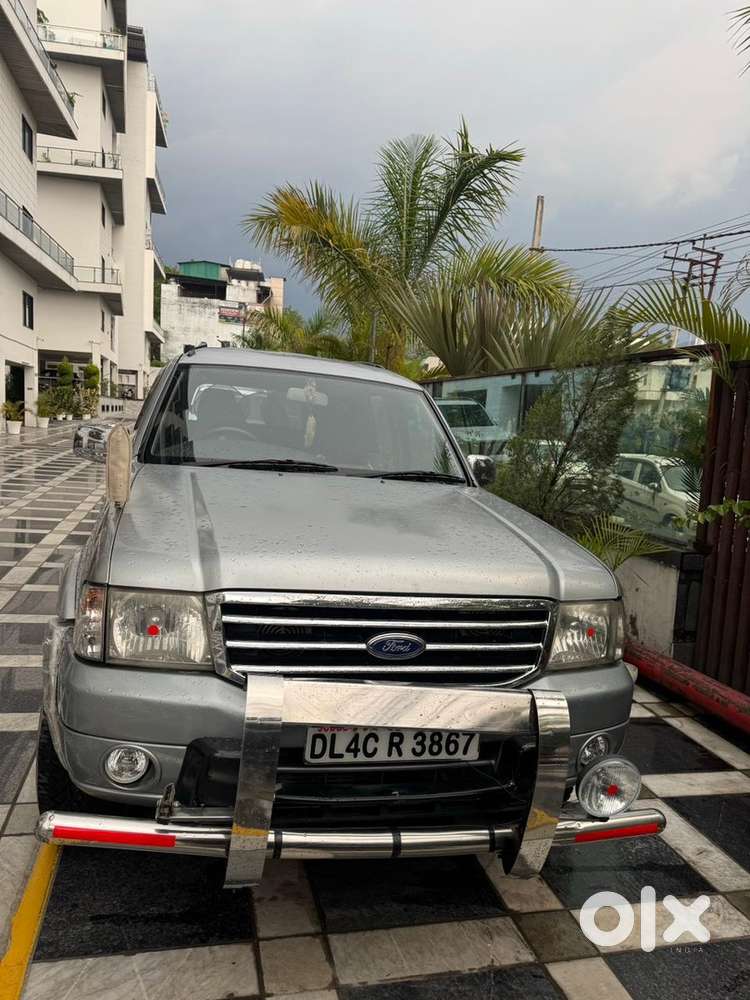 Ford Endeavour Diesel 2003 150000 Driven