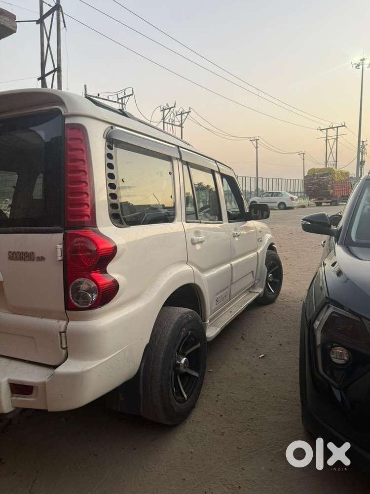 Mahindra Scorpio Diesel 2014
