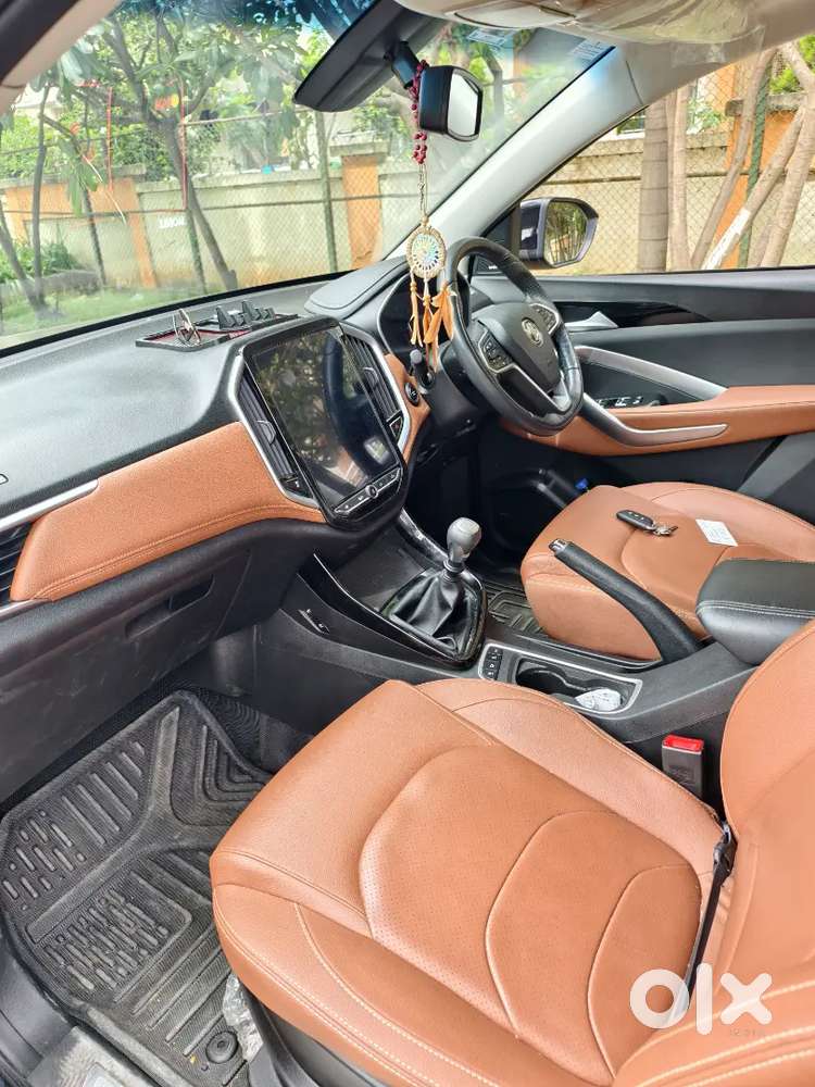 Mg Hector Plus 2021 Petrol Well Maintained
