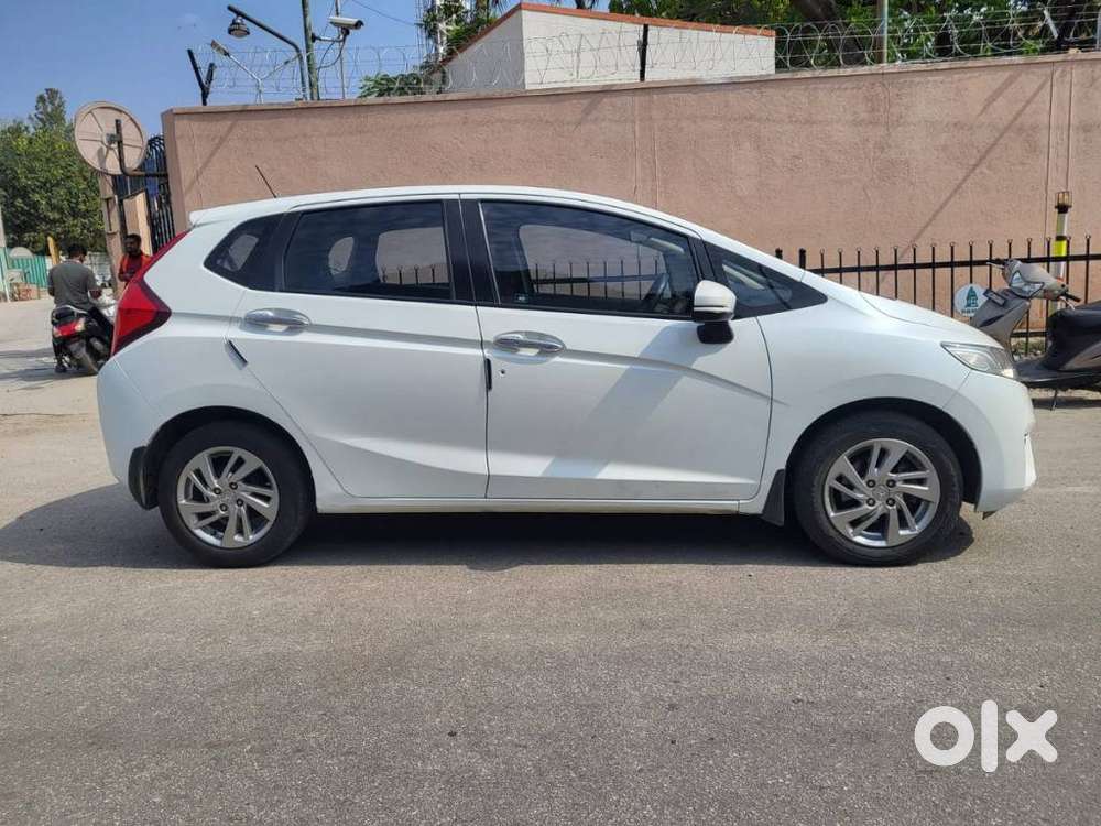 Honda Jazz V Automatic, 2019, Petrol