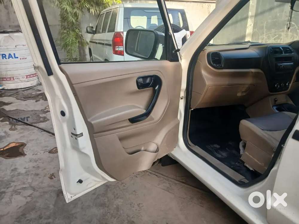 Mahindra Bolero N4