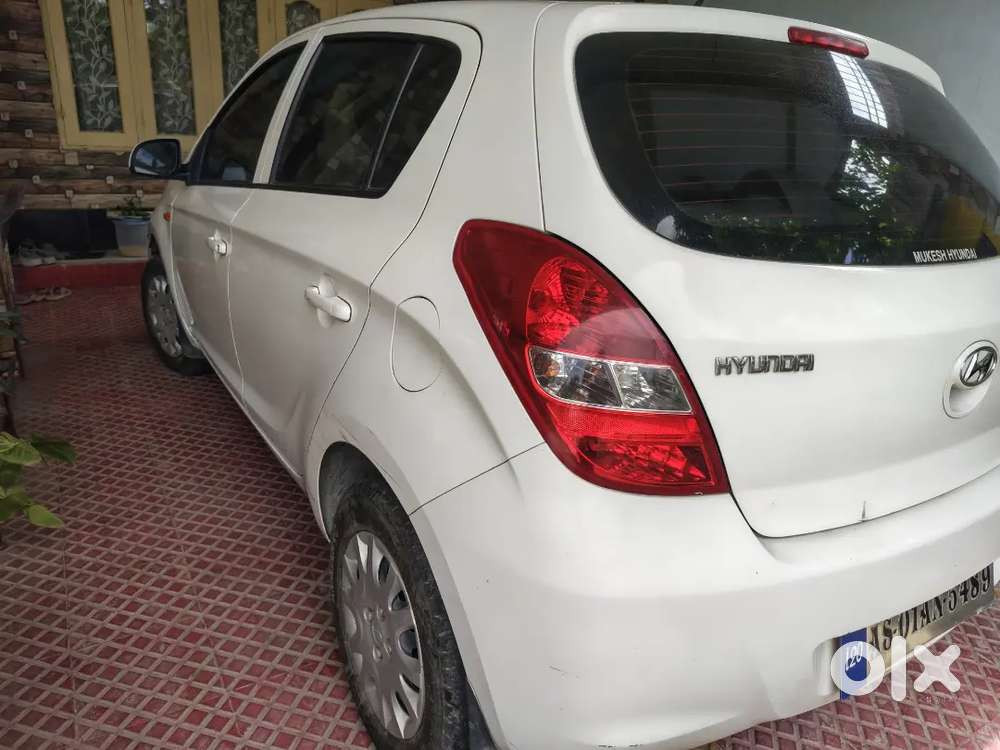 Hyundai I20 Magna Petrol 2012