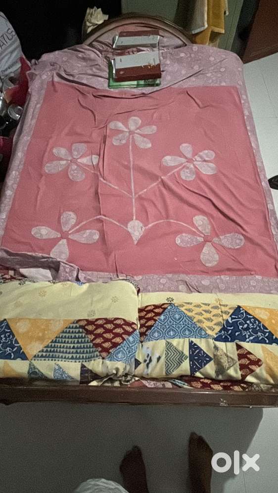 BED 6/4 good condition