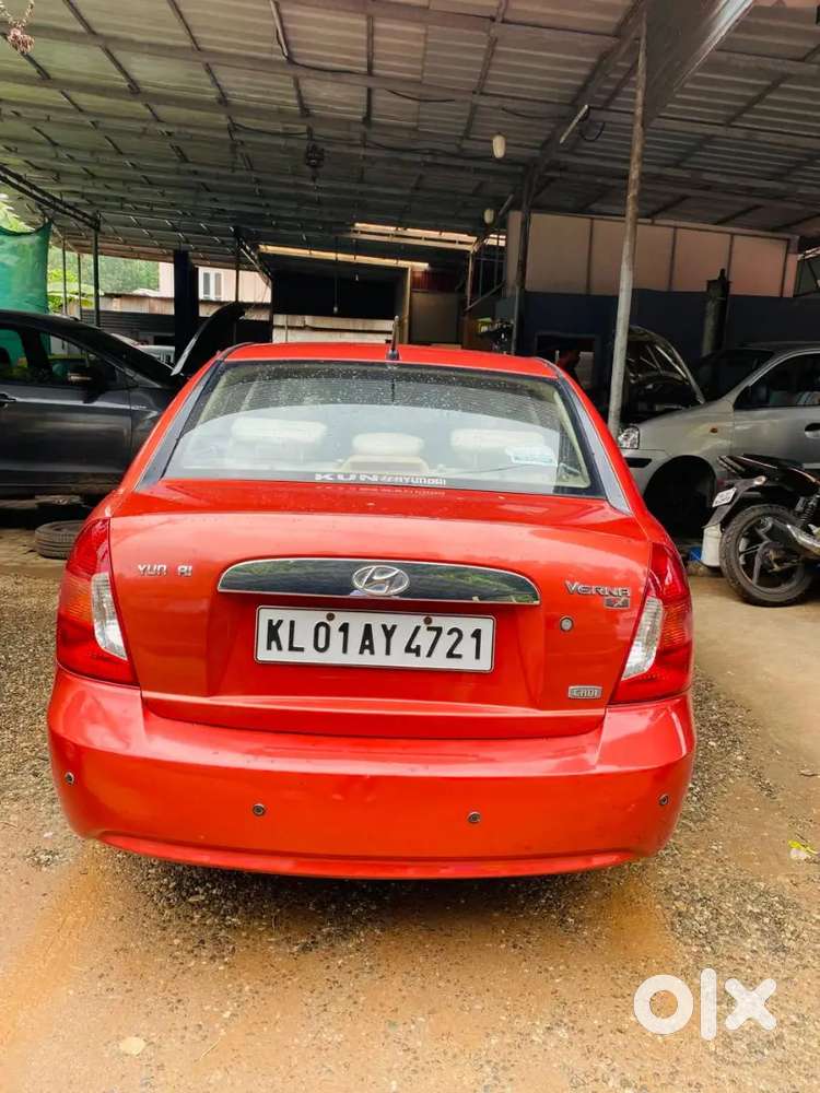 Hyundai Verna Crdi 2009