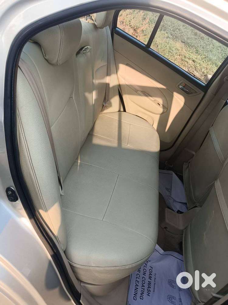 Maruti Suzuki Swift Dzire 1.2 Vxi Bsiv, 2013, Petrol