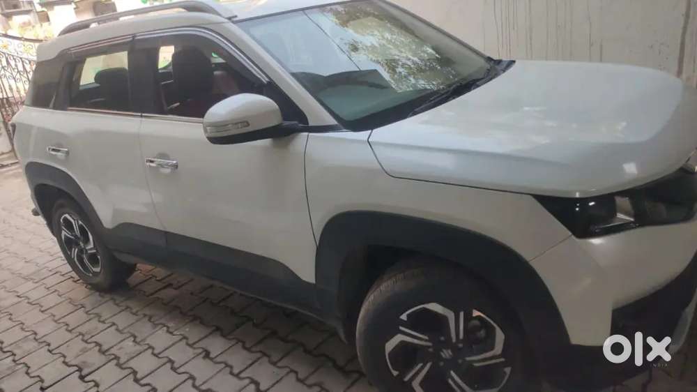Maruti Suzuki Brezza Lxi Dec 2023 Petrol Good Condition