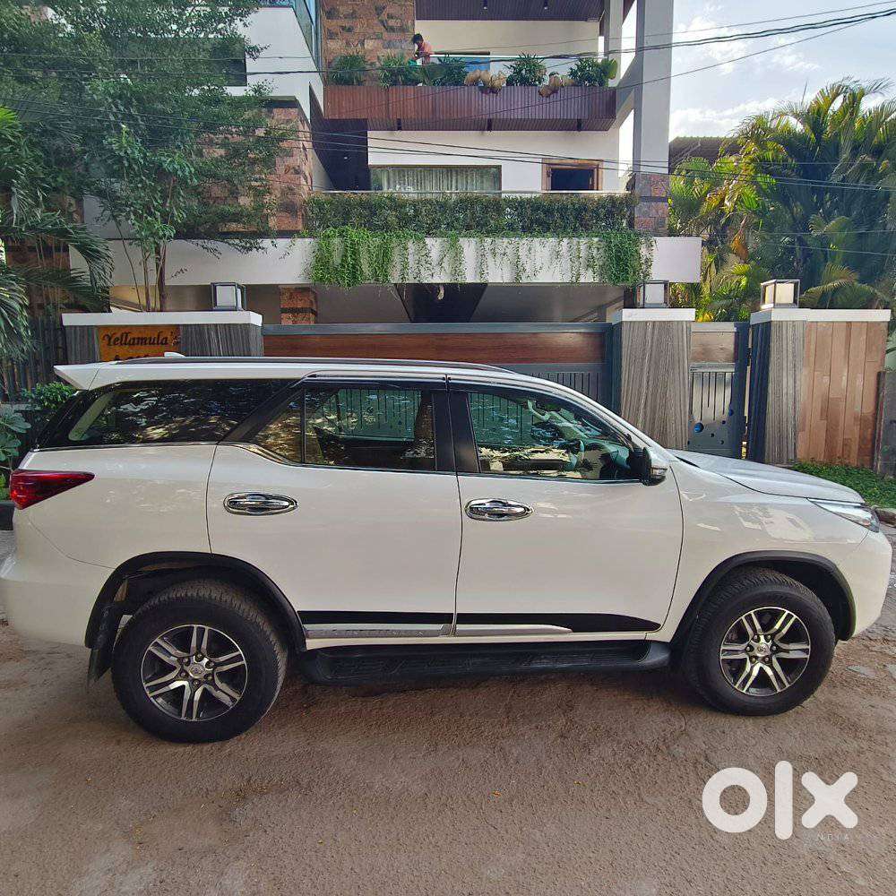 Toyota Fortuner 4x2 At 2.8 Diesel, 2020, Diesel