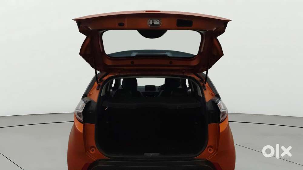 Tata Nexon 1.2 Revotron Xza Plus, 2018, Petrol