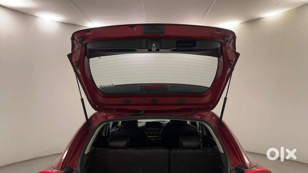 Toyota Glanza 1.2 V Amt, 2022, Petrol