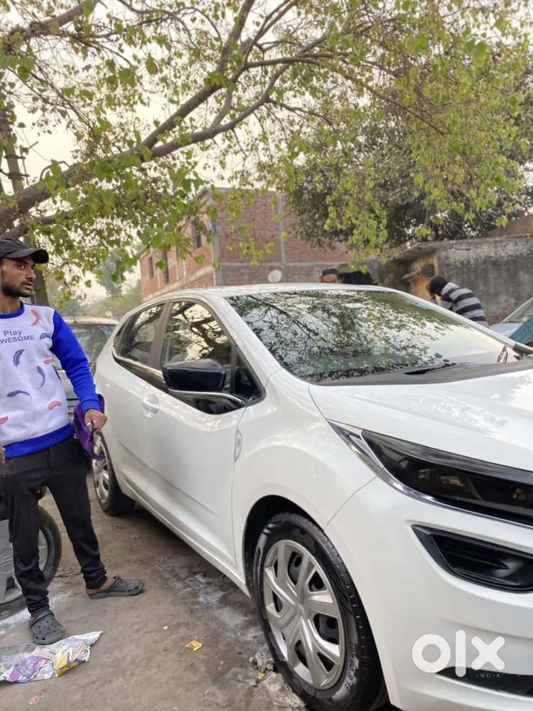 Tata Altroz 2023 Diesel Well Maintained