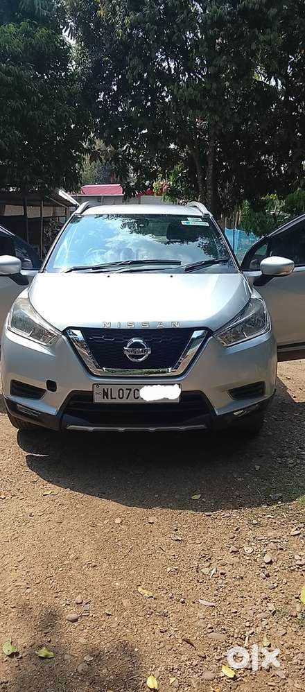 Nissan Kicks Petrol 2020 Variant