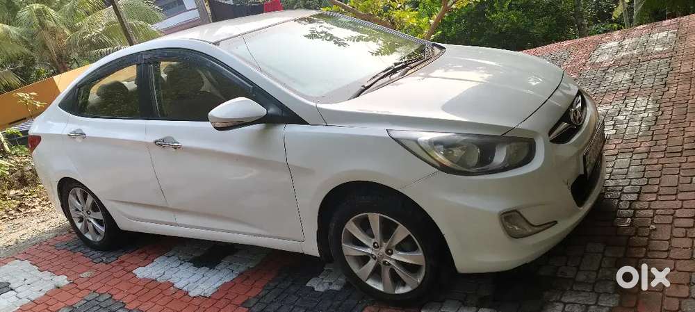 Hyundai Verna 2011 Petrol Well Maintained