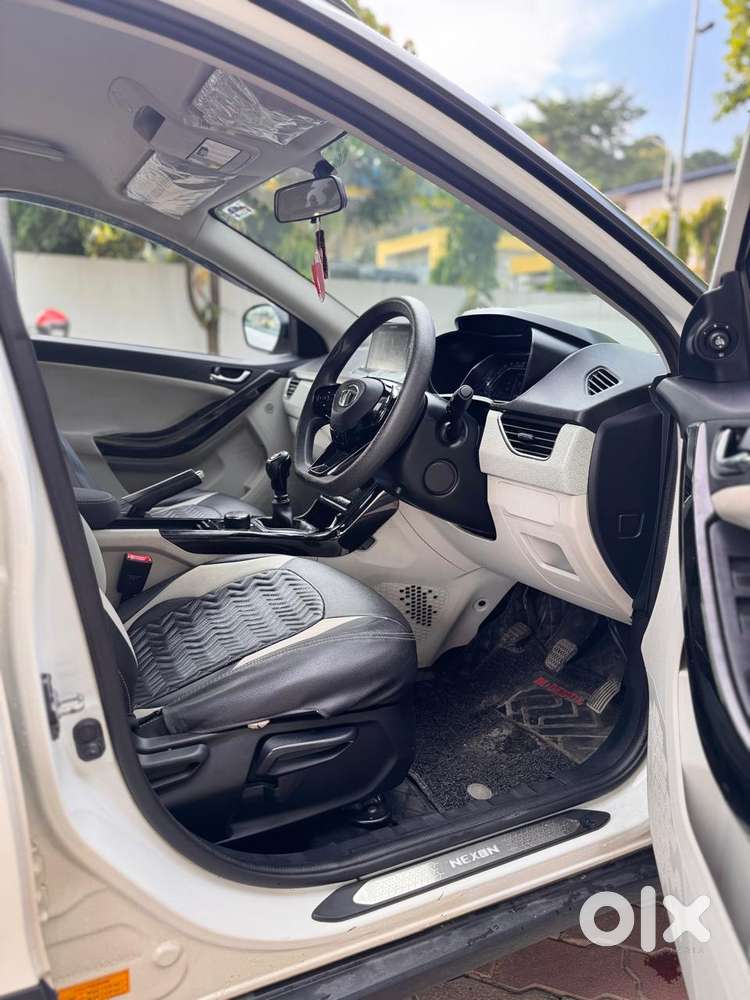 Tata Nexon 1.2 Revotron Xz Plus, 2022, Petrol