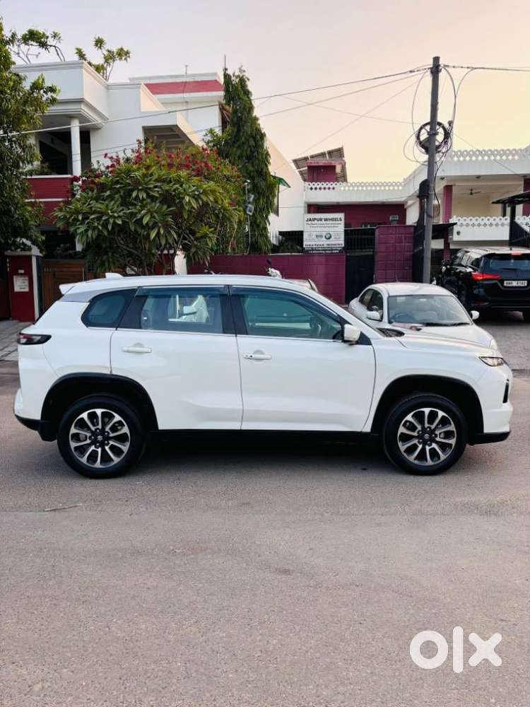 Maruti Suzuki Grand Vitara 1.5 Zeta Plus Intelligent Hybrid Ecvt, 20..