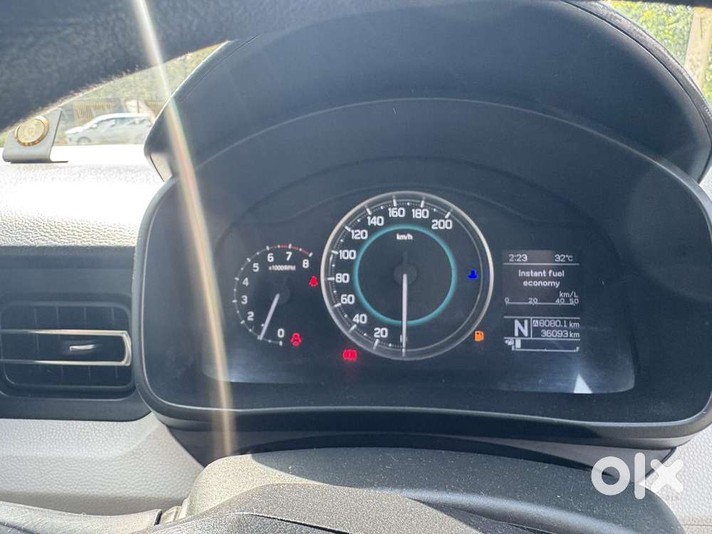 Maruti Suzuki Ignis 1.2 Amt Delta, 2019, Petrol