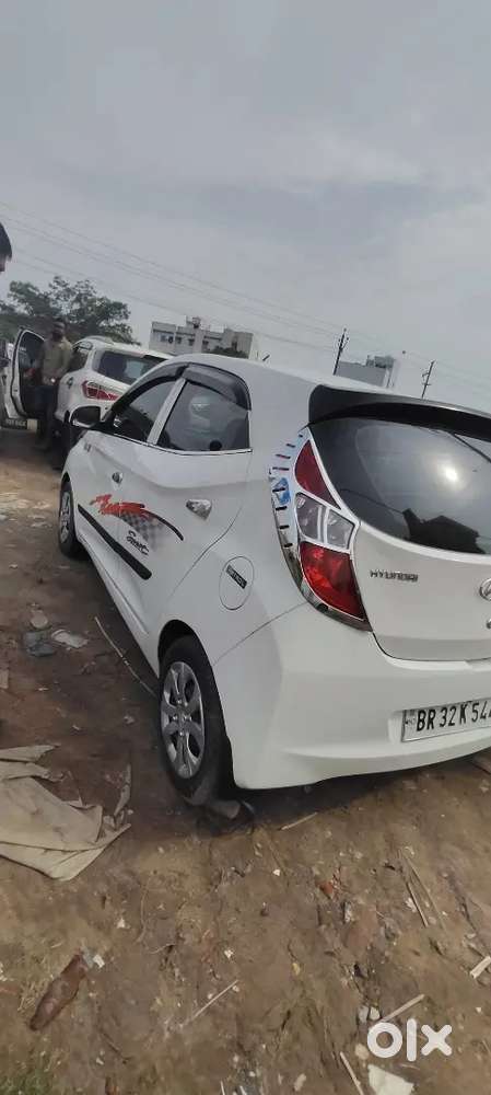 Hyundai Eon Magna 2015