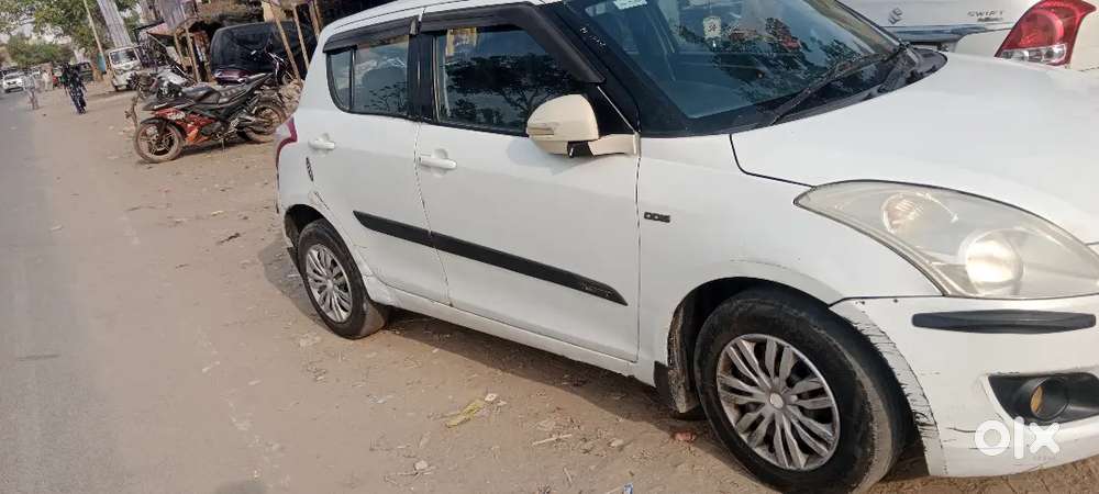 Maruti Suzuki Swift 2012 Diesel 123000 Km Driven