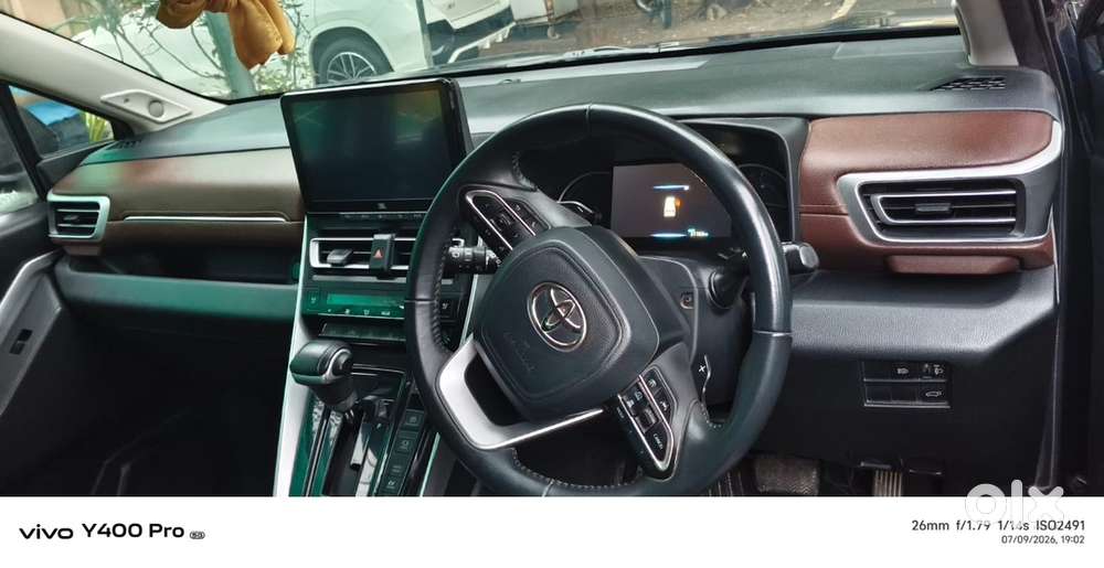 Toyota Innova Hycross 2024 Zxo Hybrid
