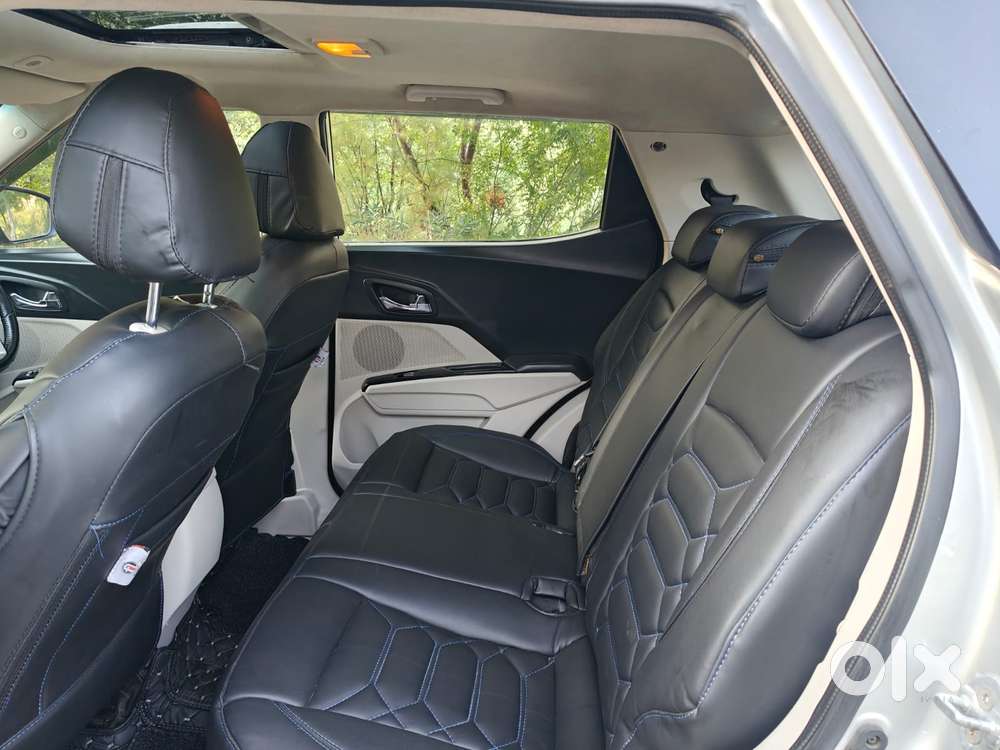 Mahindra Xuv300 W8 Option, 2019, Petrol